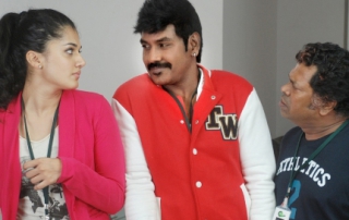 Kanchana 2 Movie Review PipingHotViews