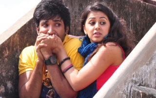 Yaagavarayinum Naa Kaakka Movie Review PipingHotViews